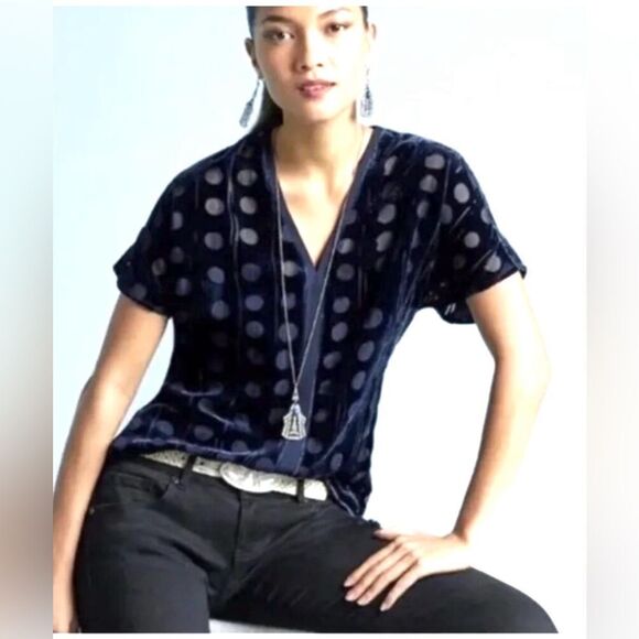 Cabi Spot On Navy Blue Velv Burnout Top - Picture 1 of 8